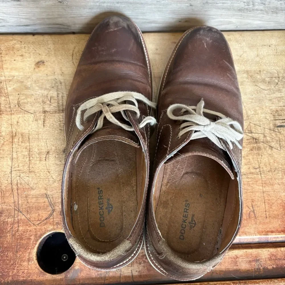 Dockers Classic Brown Leather Derby Shoes Men's sz 10.5 preworn